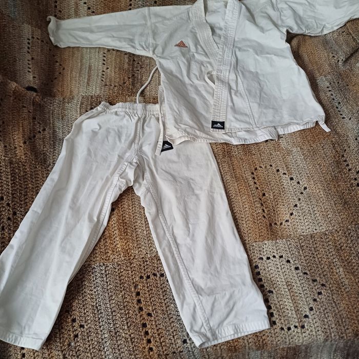 3 kimonouri mărime 130