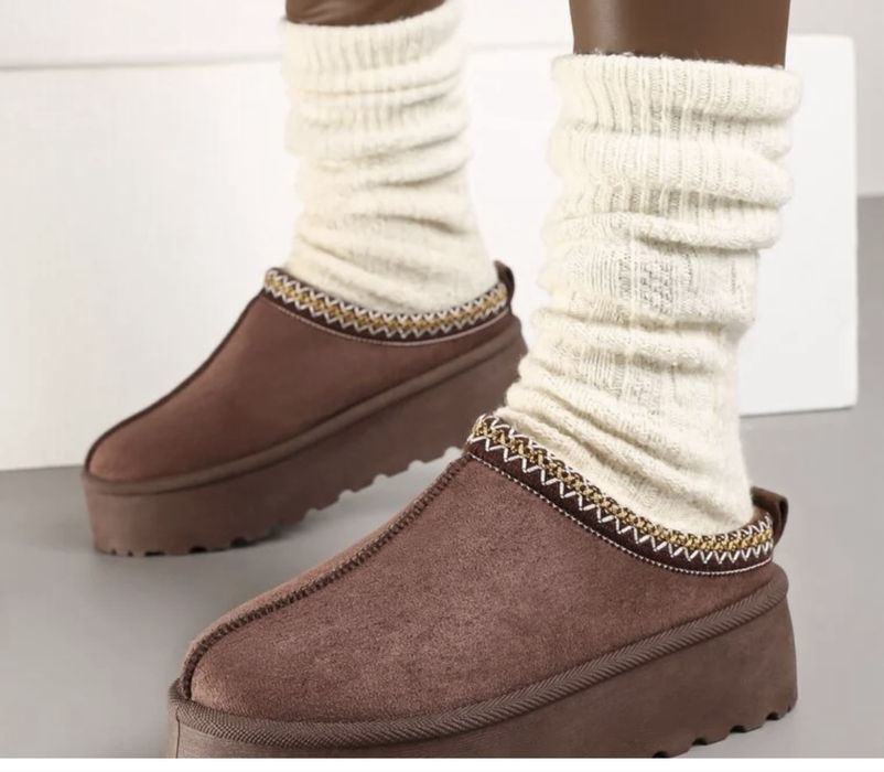 Papuci maro, nou, mărime 37, 23,5 cm