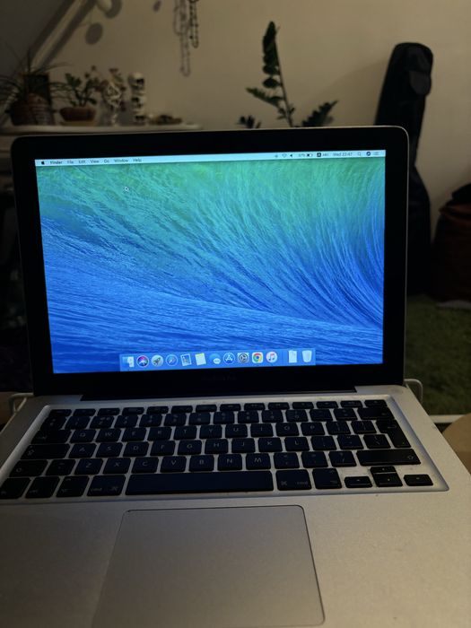 MacBook pro 13 inch