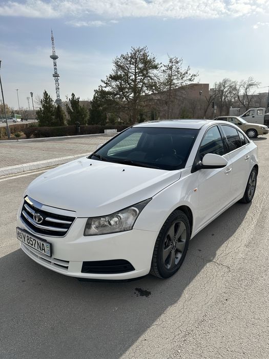 Cruze 1.6 AT без ДТП