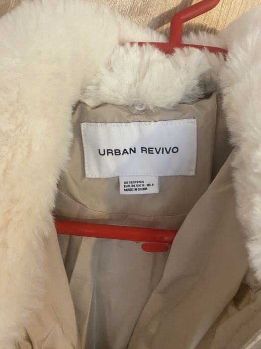 Есенно яке на Urban Revivo