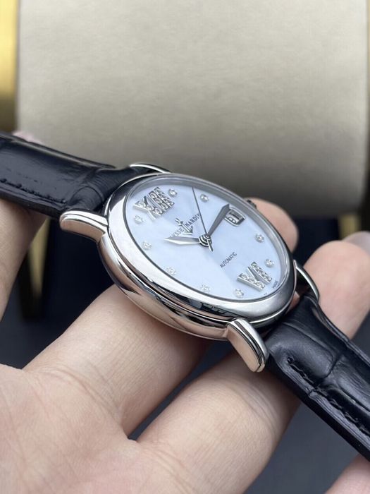 Часы Ulysse Nardin