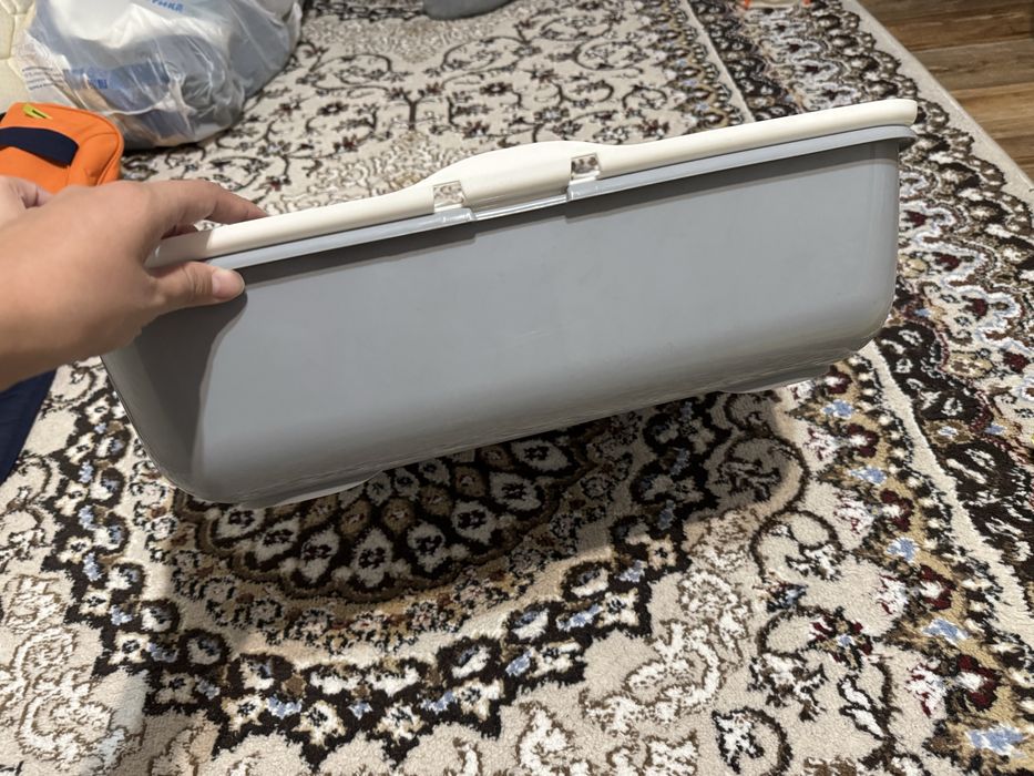 Продам лоток большой