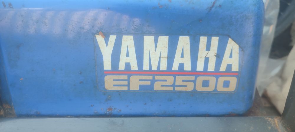 Генератор Ямаха 2.5 кв