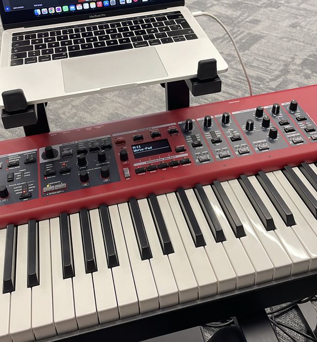 Nord Piano 5 88 clape