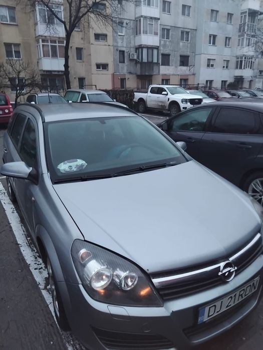 Vand opel  astra H 1.6 benzina