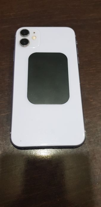 Vand telefon iphone 11.