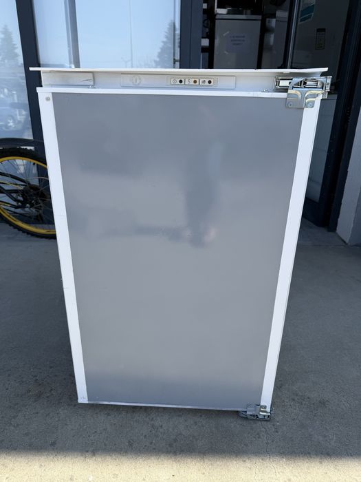 Малък фризер за вграждане Bosch 4 чекмеджета