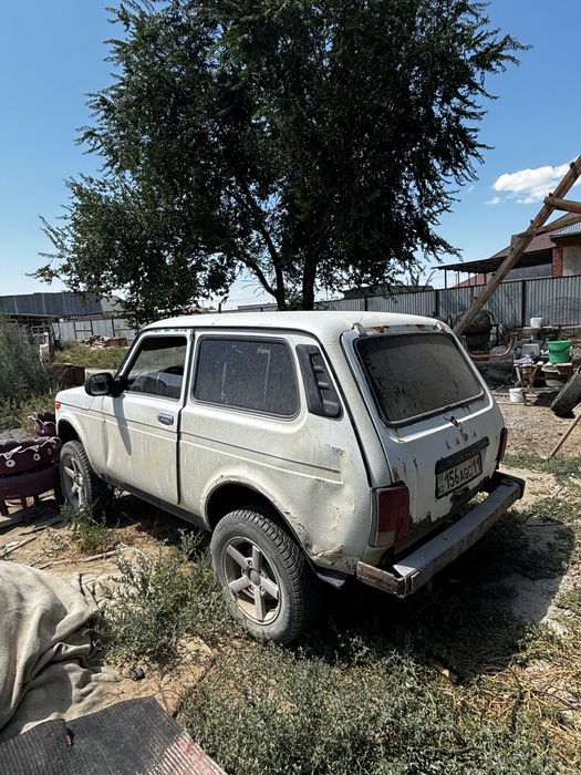 Нива на запчаст или разбор