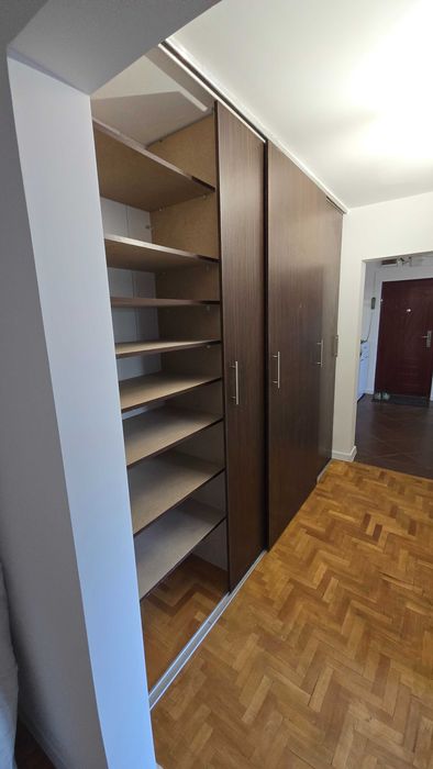 inchiriez apartament Girocului