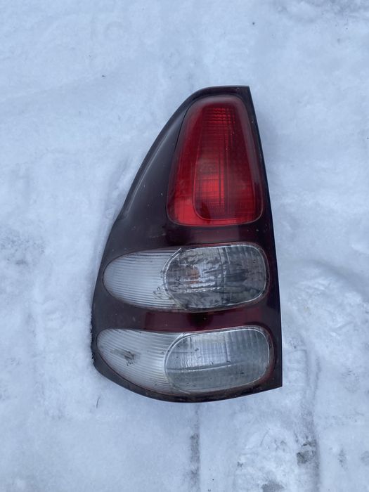 Задний фонарь от prado 120 ( левое, правое)