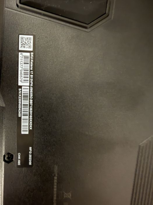 Laptop MSI-Katana 17