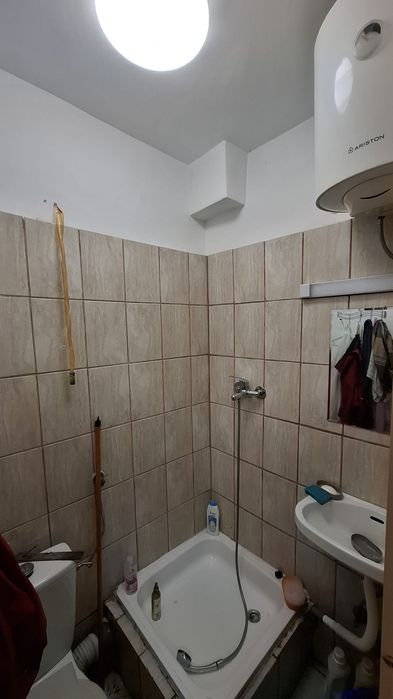 Camera de camin cu baie