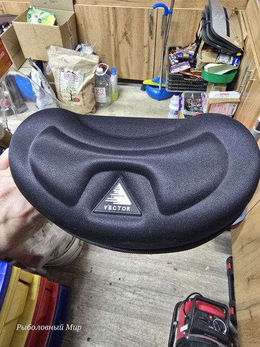 Продам очки VECTOR