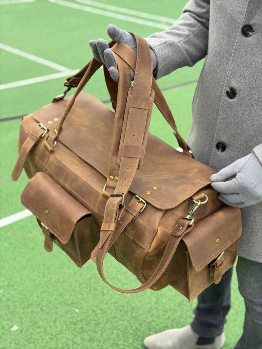 Geantă din piele naturală. Geantă de voiaj.