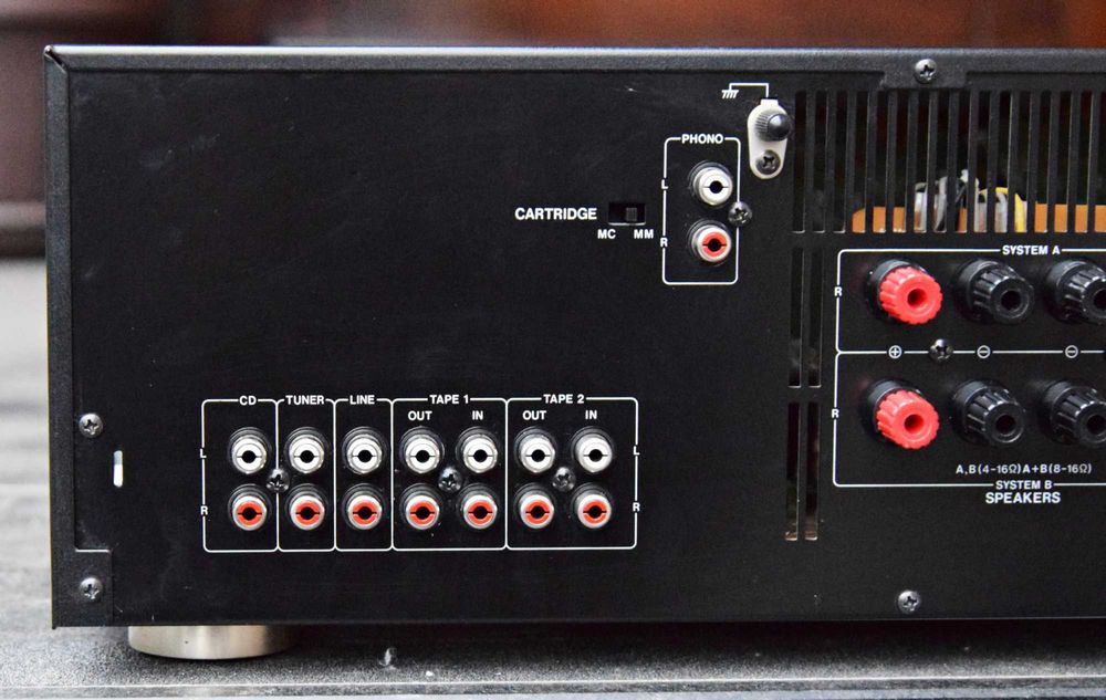 Amplificator Akai AM-39