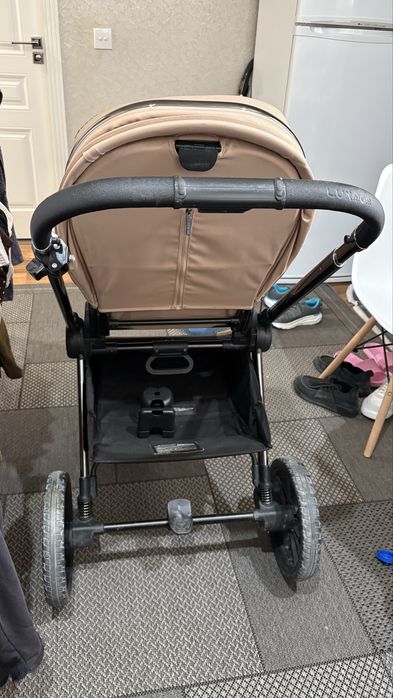 Коляска Luxmom 777 3в1