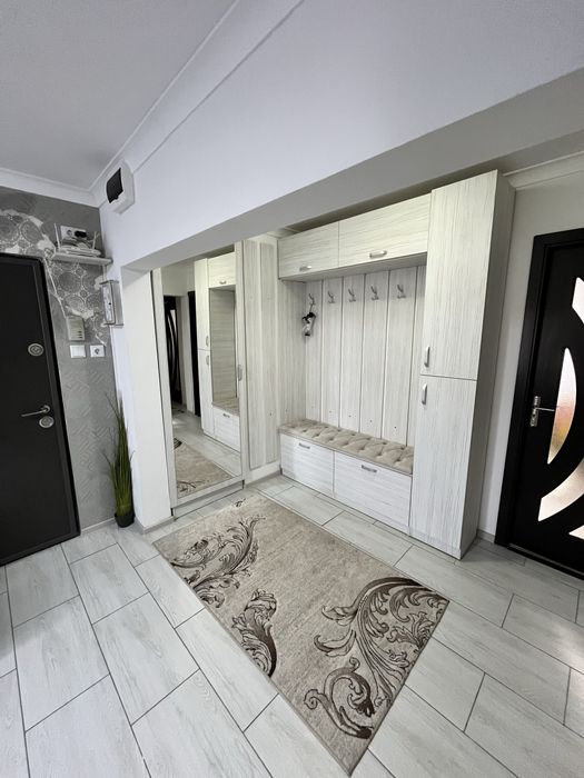 Apartament 3 camere micro 16