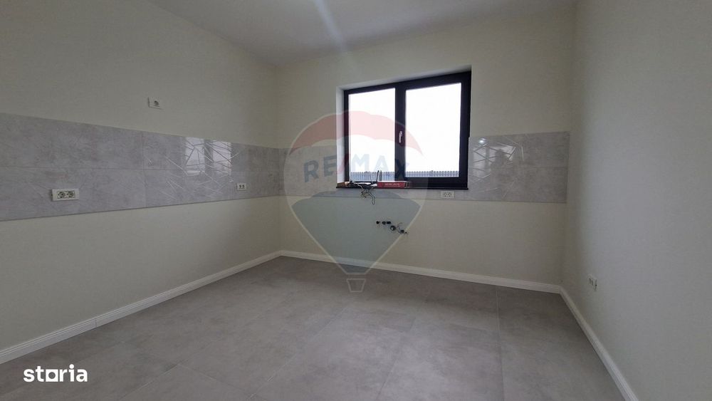 Casă / Vilă cu 3 camere de vânzare Ciocanesti