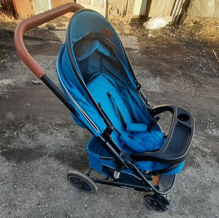 Продаётся детская коляска