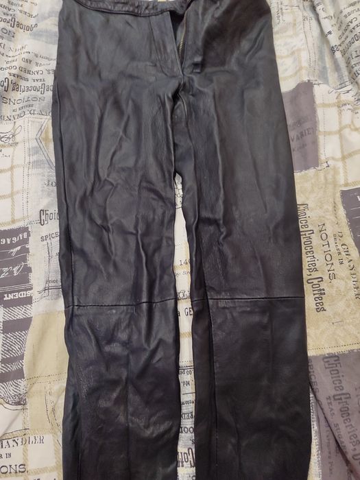 Дамски кожен панталон Зара