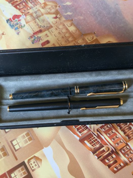 Vînzare set 2 stilouri Parker