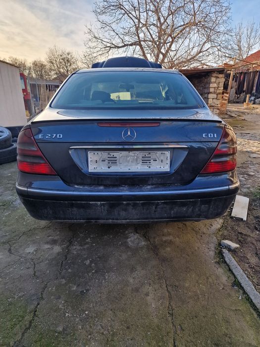 Само на части W211 E270/177КС