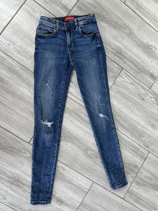 Blugi guess cu strasuri