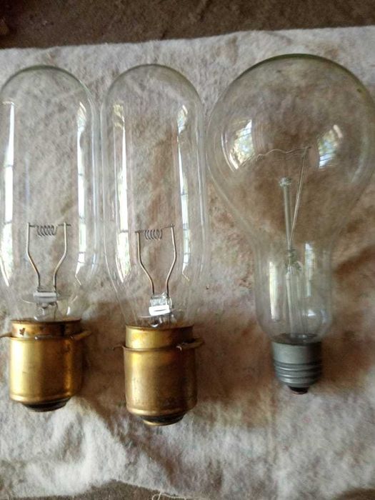 лампа накаливания пж 24-220. лампа дрл 700. колонки s80 радиотехника. лампочки ссср 100вт. советская лампа.