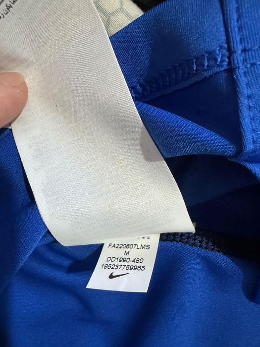 Bluză Nike Pro Tight Dri-Fit albastru.