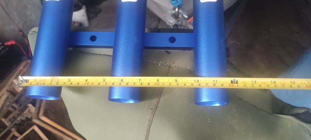 Стоика за три броя въдици