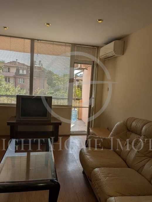 Продава се Многостаен апартамент в Пловдив, Кючук Париж - 100 кв.м за 1970 €/кв.м - Снимка #1