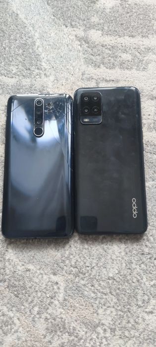 Продам два телефон