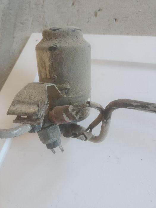 W 124 компрессор кондиционера,трубки,