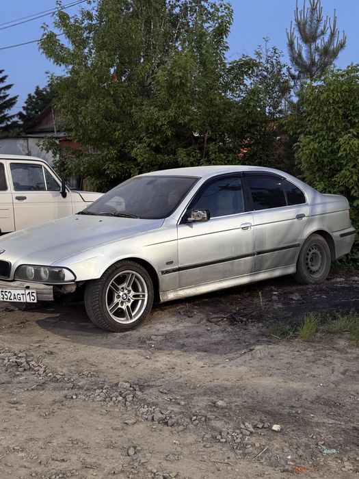 Продам бмв е39..