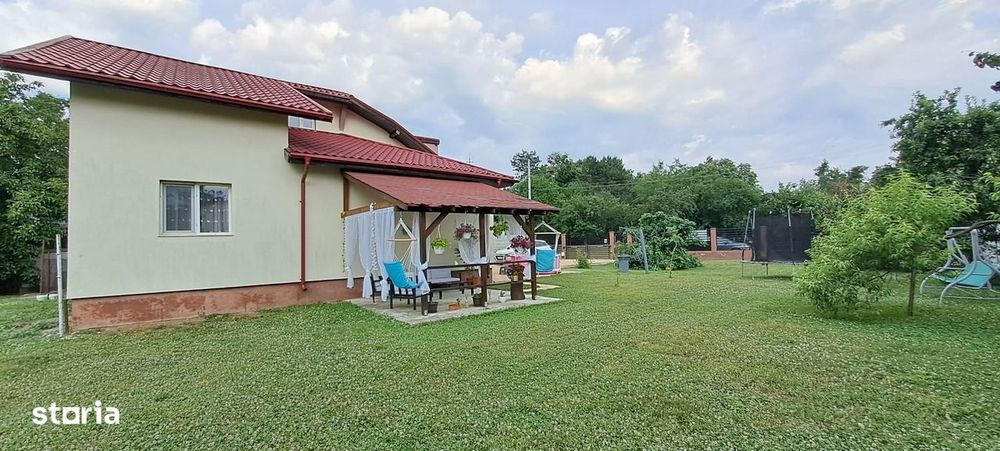 Floresti - Stoenesti, Jud. Giurgiu, vila + garaj + beci, teren 1400 mp