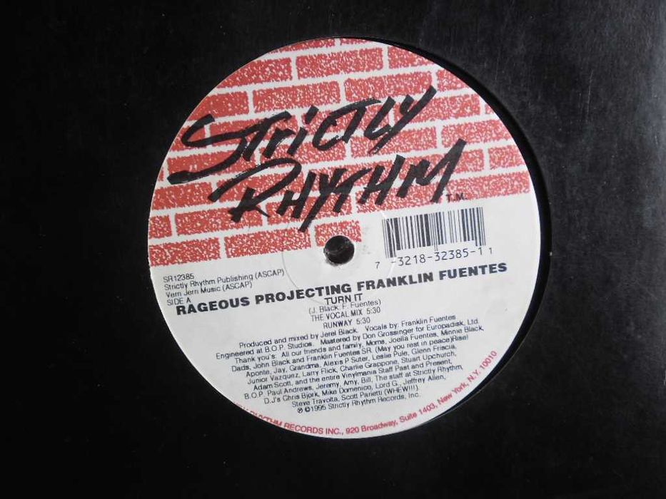 Продавам  плочи  различни