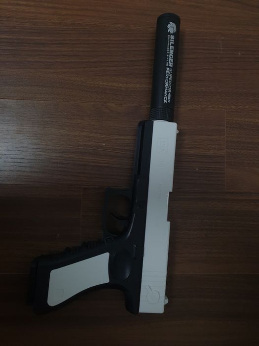 игрушечный glock, игрушечный пистолет