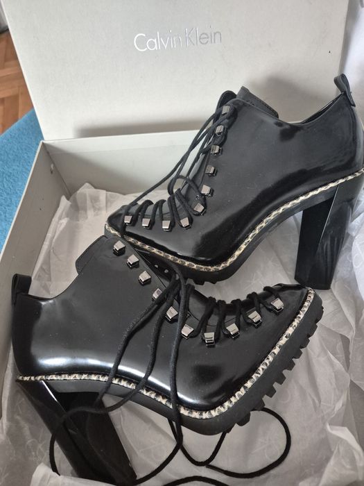 CALVIN KLEIN дамски обувки 36 номер