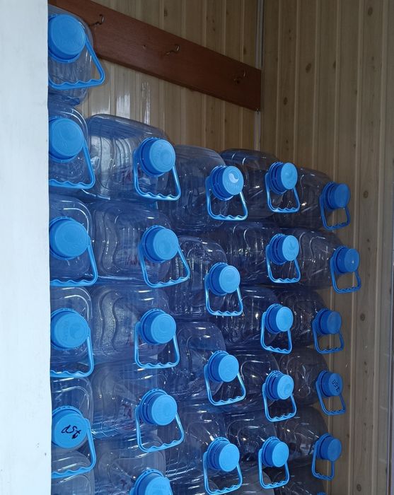 Продаются баклашки 5 литровые