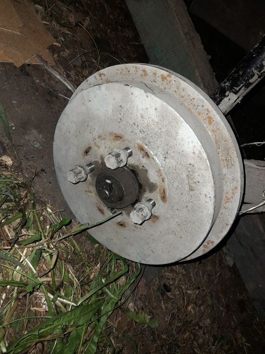 Задняя балка в сборе пасат Б-3