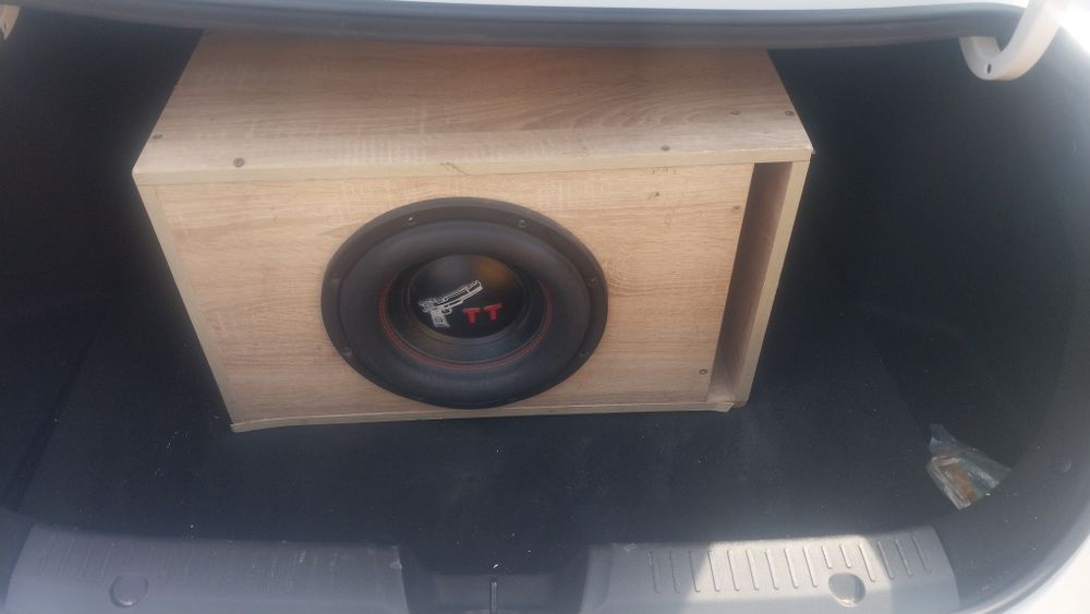 Сабуфер  срочно продам