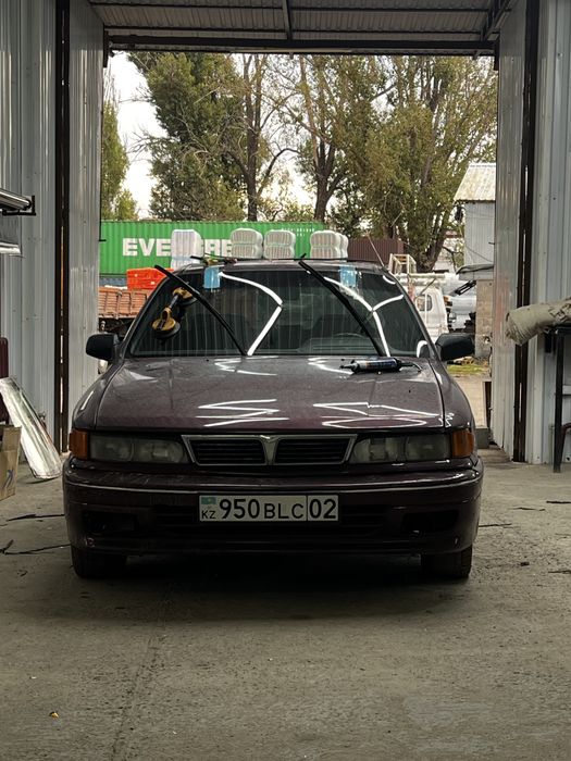 Митсубиси галант