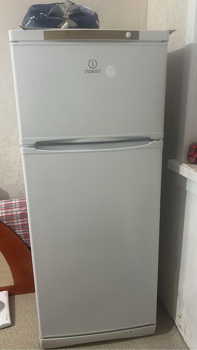 Продам не дорого холодильник