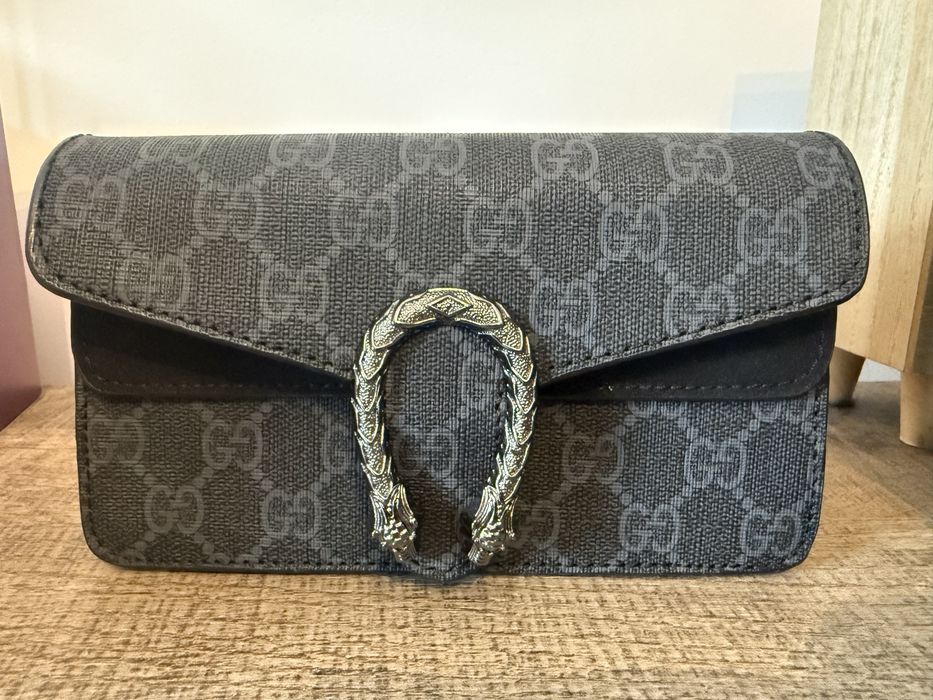 Gucci дамска чантичка