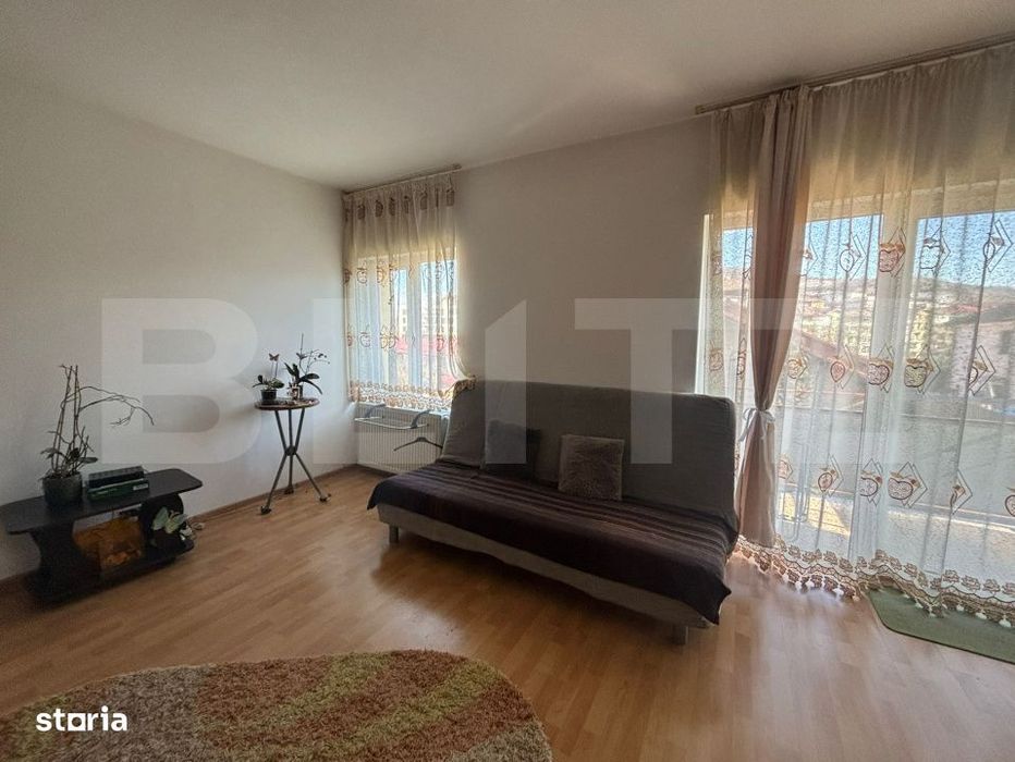 Apartament 3 camere, 51 mp, parcare, zona Eroilor