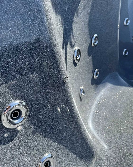 Ciubar jacuzzi patrat NOMAD