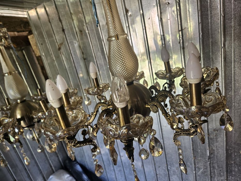 2 lustre in pecabile