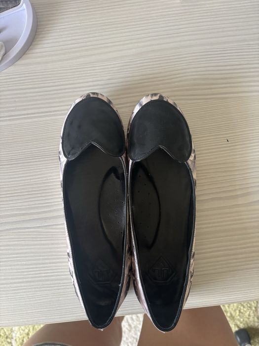 чисто нови детски обувки Junona