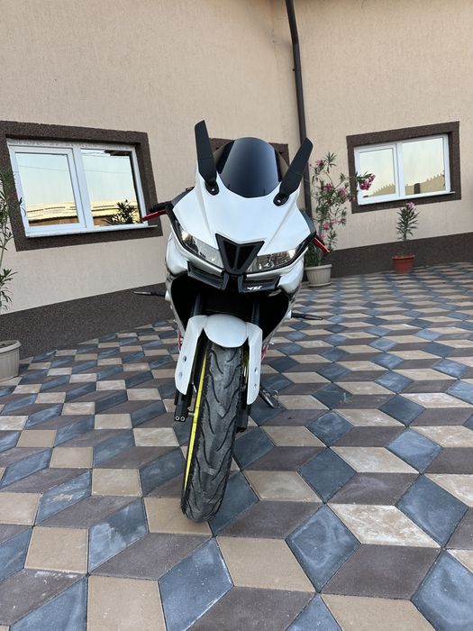 Yamaha YZF R125 custom SHARK 2020 12.000KM